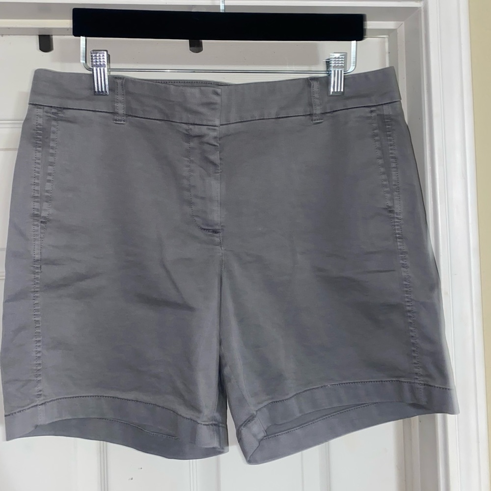 NEW! J. Crew Women's 7" stretch Chino shorts Size 10 Gray Outdoor Casual Shorts